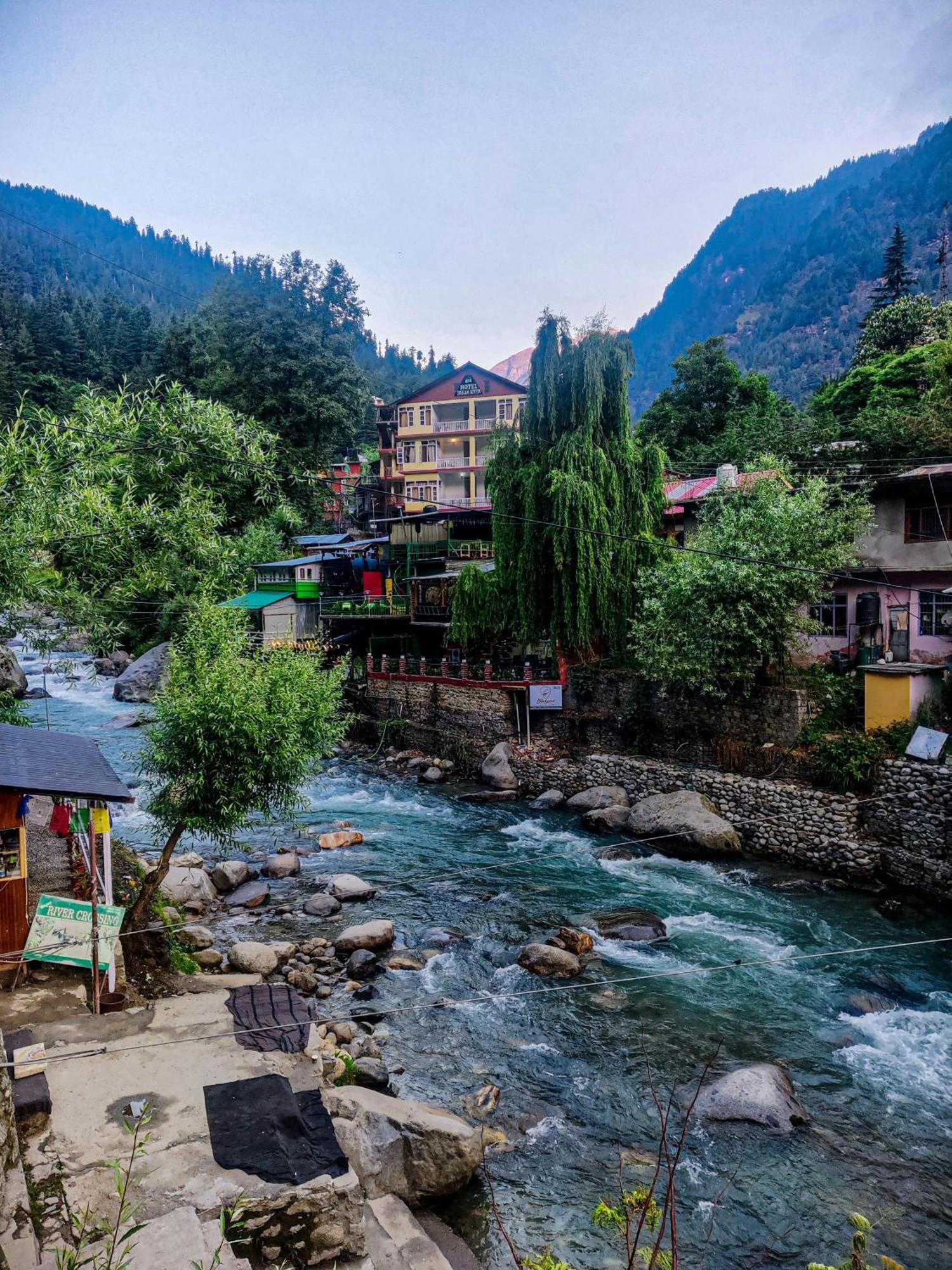 Hostel 360 Degree, Riverside Stay, Old Manali Exteriör bild